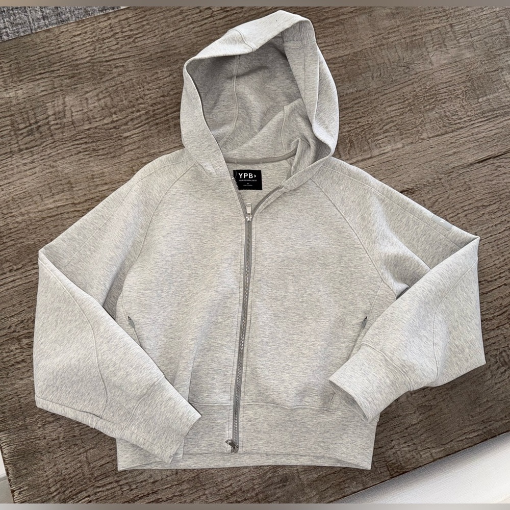 Abercrombie & Fitch Light Gray Zip Hoodie and Sweatpants Set - Picture 2 of 9
